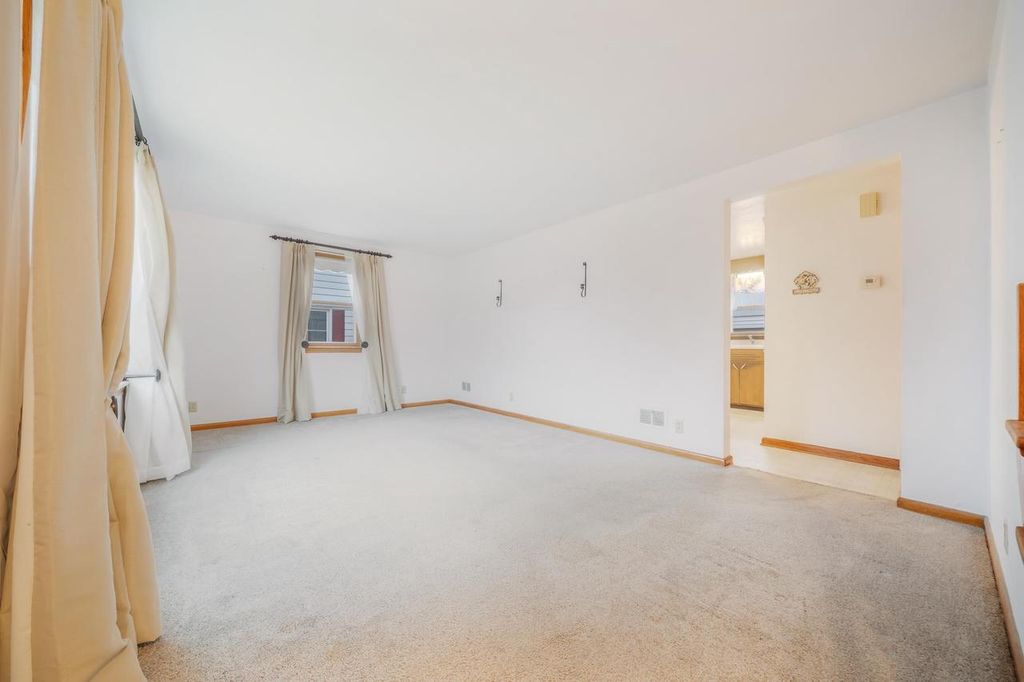 Photo of 1175 Mather STREET, Green Bay, WI 54303 (MLS # 50318551)