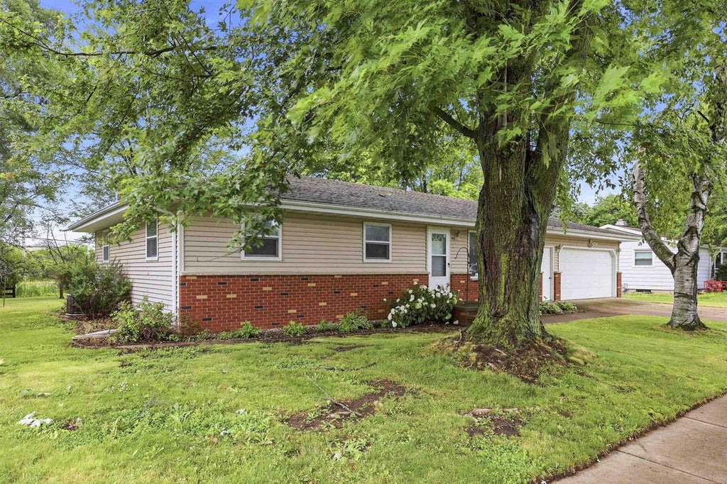 Photo of 2315 Joyce STREET, Kaukauna, WI 54130 (MLS # 50328566)