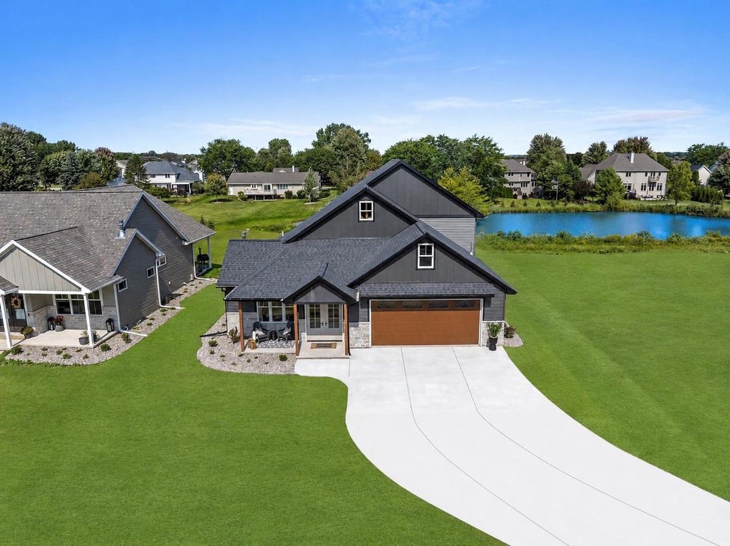 Photo of 1871 Ledgeview ROAD, De Pere, WI 54115 (MLS # 50332897)