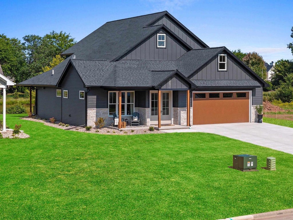 Photo of 1871 Ledgeview ROAD, De Pere, WI 54115 (MLS # 50332897)