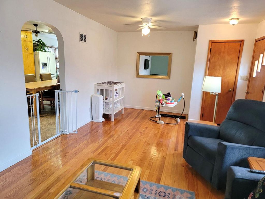 Photo of 425 Jefferson STREET, Platteville, WI 53818 (MLS # 2017407)