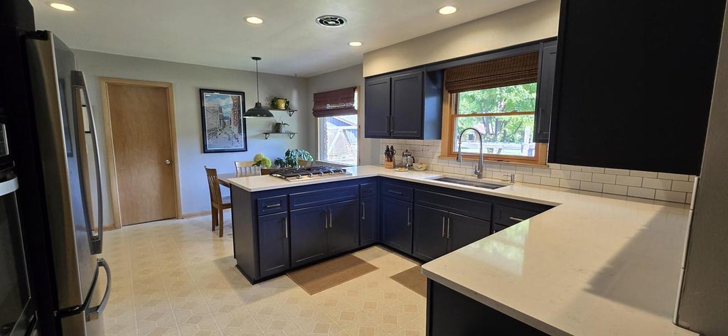Photo of 5617 W Jackson Park DRIVE, Milwaukee, WI 53219 (MLS # 1975132)