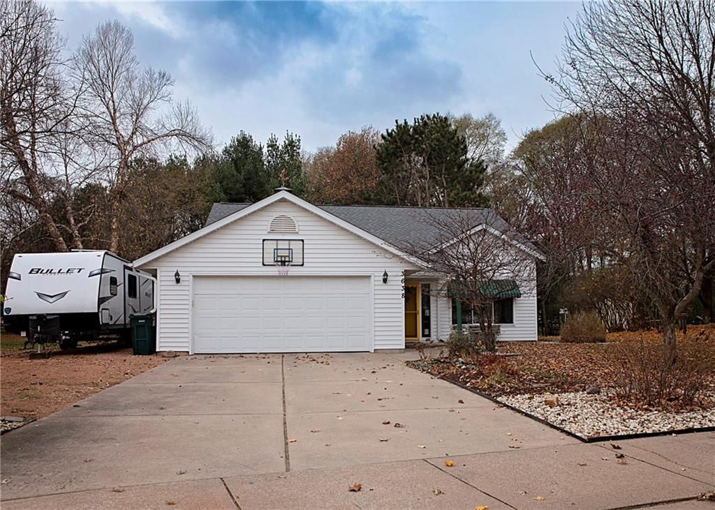 Photo of 3638 W Parkside CIRCLE, Eau Claire, WI 54701 (MLS # 1598391)