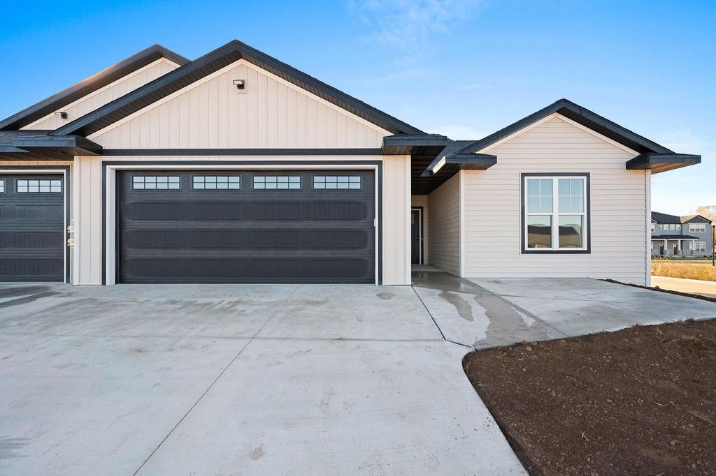 Photo of 2882 Howard Cmns, Howard, WI 54313 (MLS # 50317761)