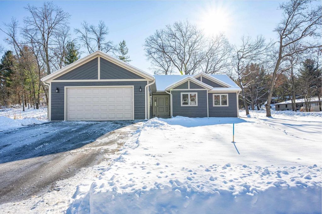 Photo of 1618 Michigan AVENUE, Wisconsin Dells, WI 53965 (MLS # 2013492)