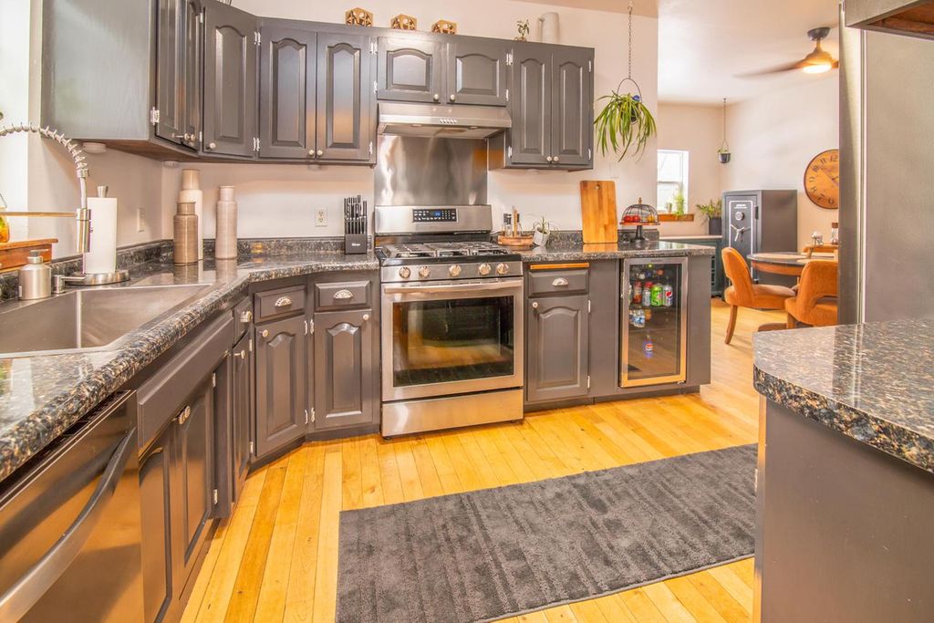 Photo of 404 Union STREET, Watertown, WI 53098 (MLS # 1944883)