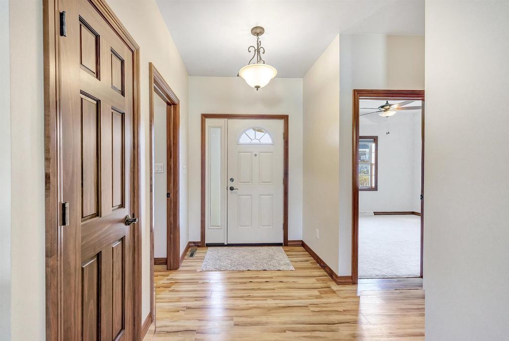 Photo of 2206 Blue Stem LANE, De Pere, WI 54115 (MLS # 50324869)
