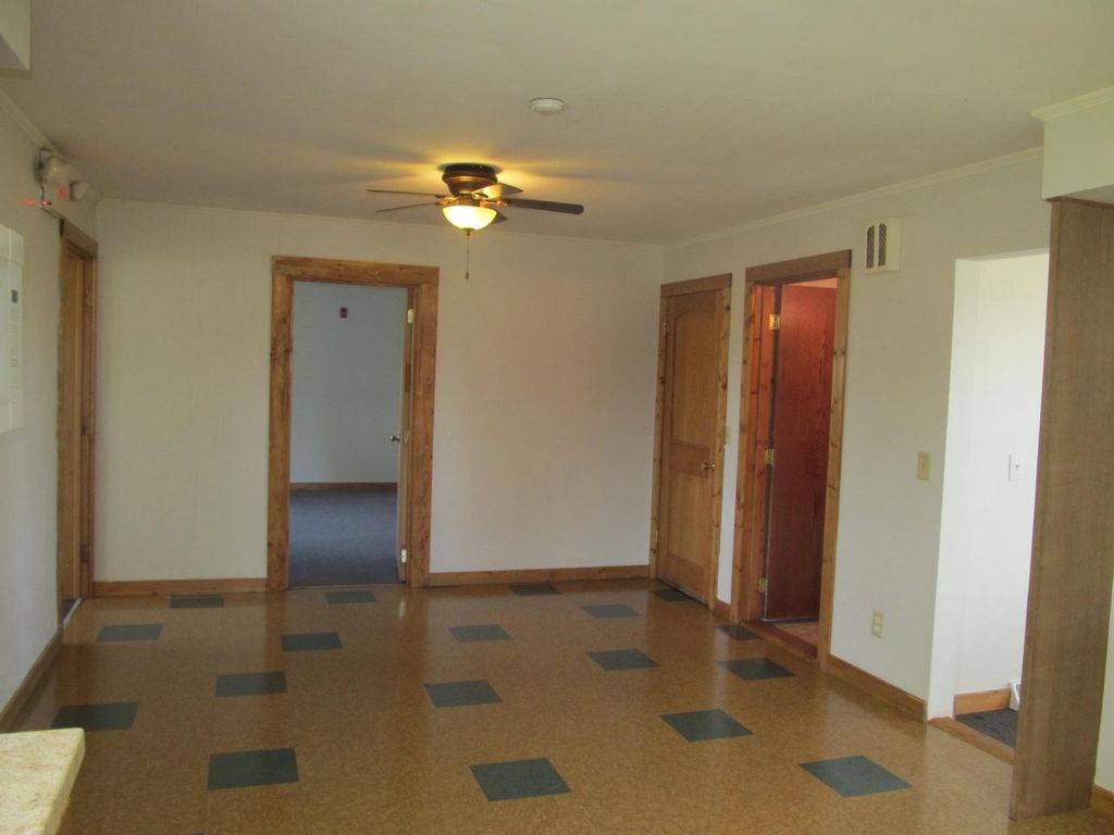 Photo of W226N2020 Cedar Lane LANE #1002, Pewaukee, WI 53072 (MLS # 1944347)