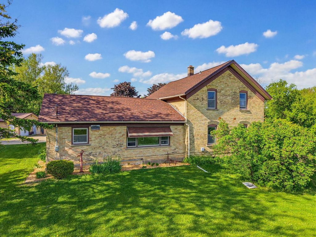 Photo of W1676 State Road 33, Mayville, WI 53050 (MLS # 1963639)