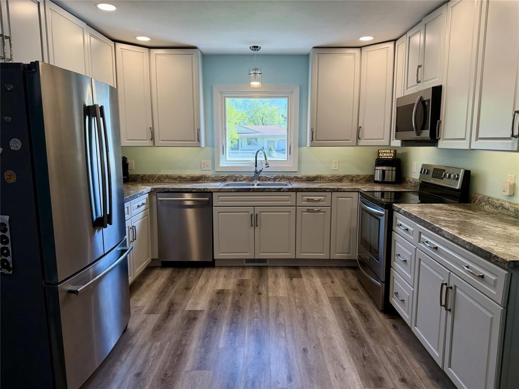 Photo of 3214 Robin ROAD, Eau Claire, WI 54703 (MLS # 1600706)