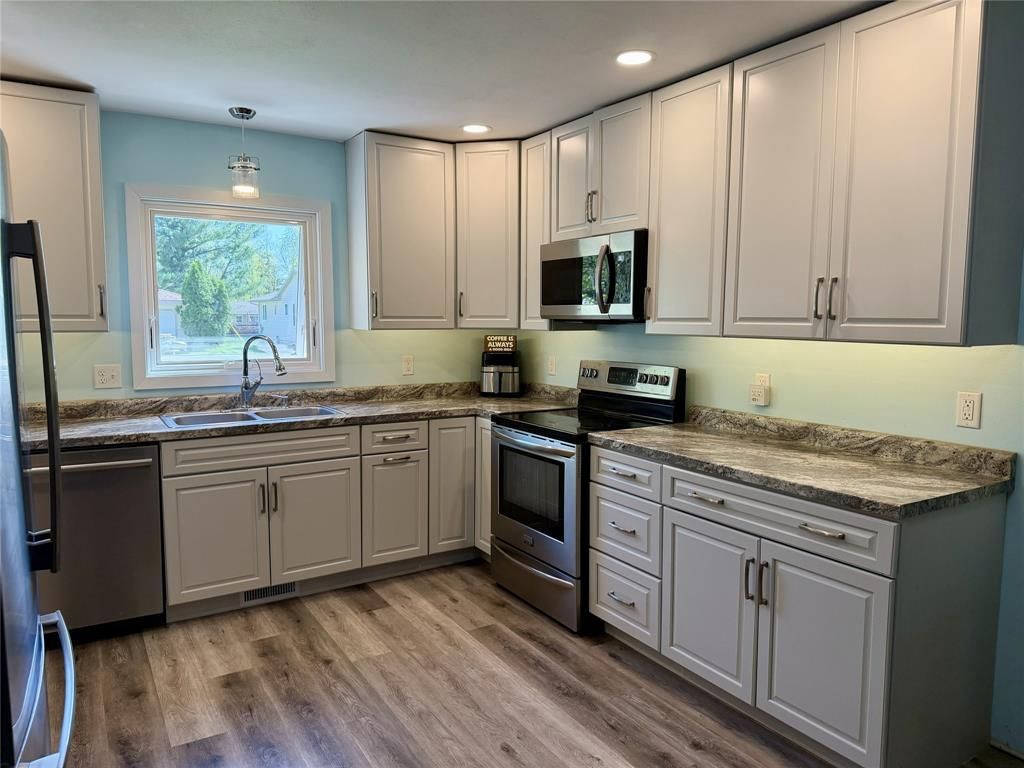 Photo of 3214 Robin ROAD, Eau Claire, WI 54703 (MLS # 1600706)