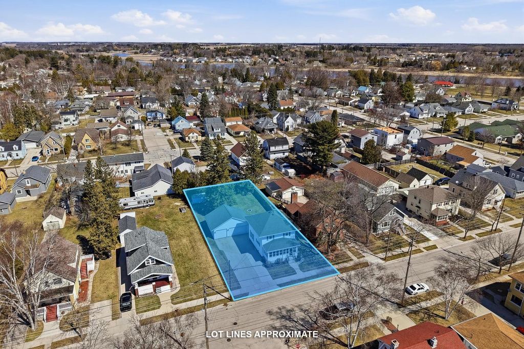 Photo of 1726 27th STREET, Two Rivers, WI 54241 (MLS # 1956745)