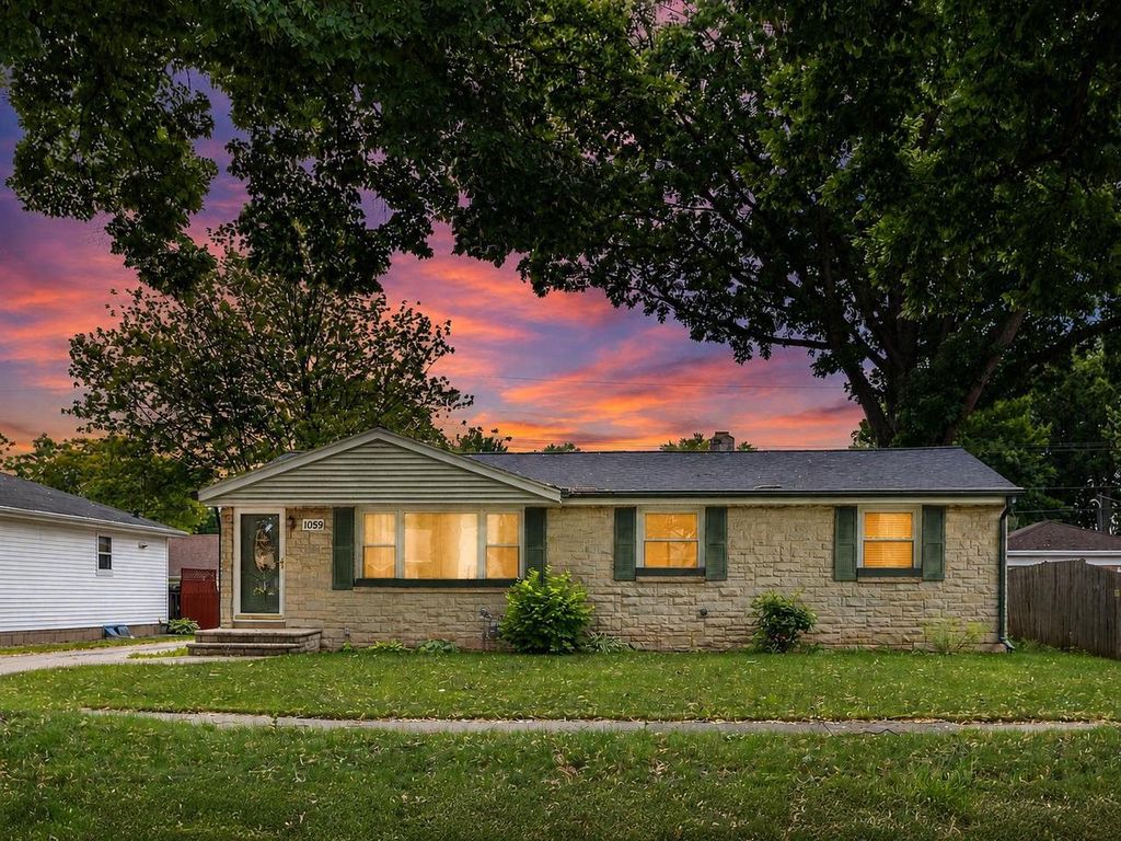 Photo of 1059 Rockdale STREET, Green Bay, WI 54304 (MLS # 50329204)