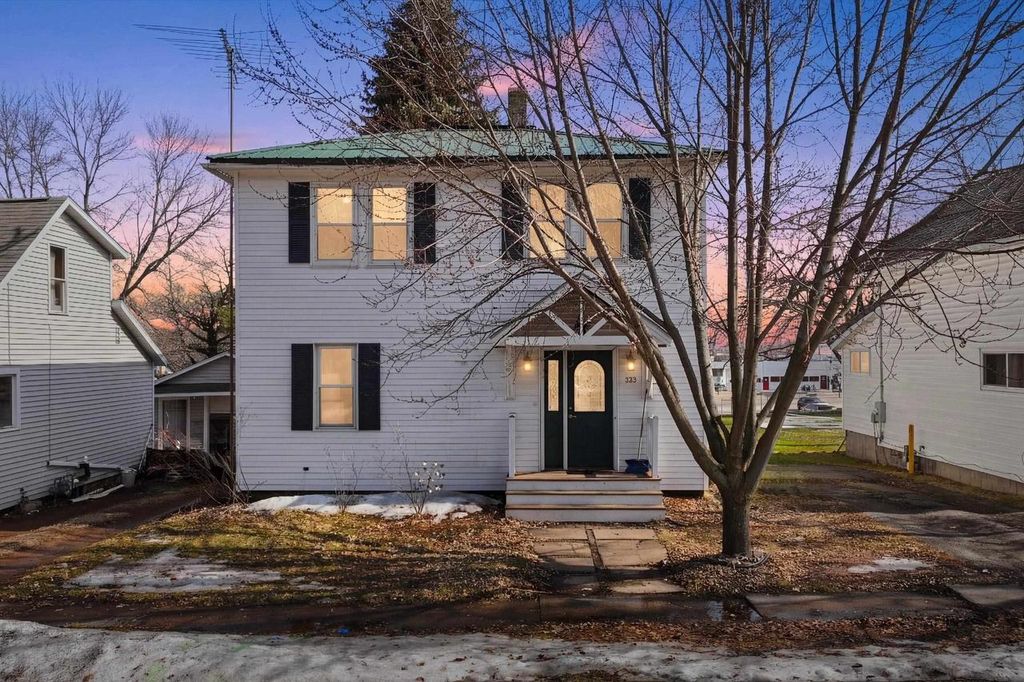 Photo of 314 N Division STREET, Loyal, WI 54446 (MLS # 22600912)