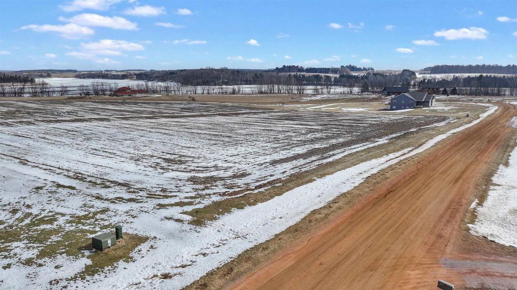 Photo of Lot 27 Heartland Hills ROAD, Stratford, WI 54484 (MLS # 22600846)