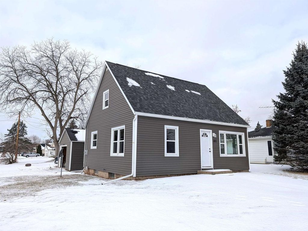 Photo of 181 S Washington STREET, Berlin, WI 54923 (MLS # 50320710)