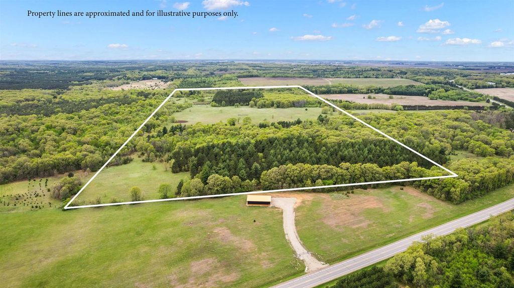 Photo of N4723 State Highway 73, Wautoma, WI 54982 (MLS # 22601880)