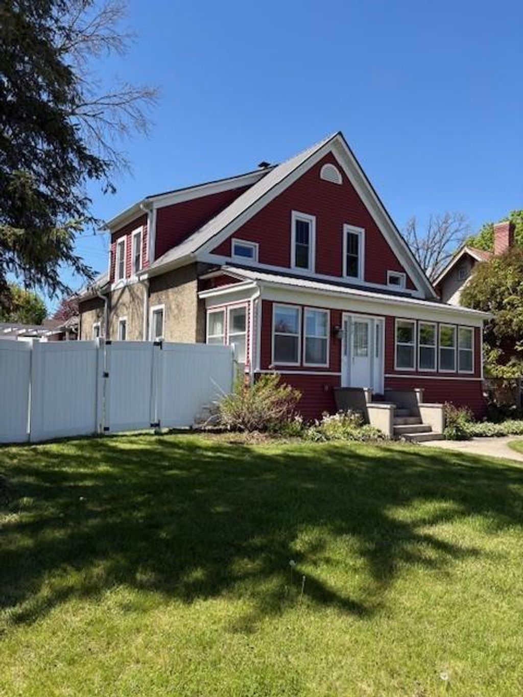 Photo of 617 High AVENUE, Hillsboro, WI 54634 (MLS # 2023014)