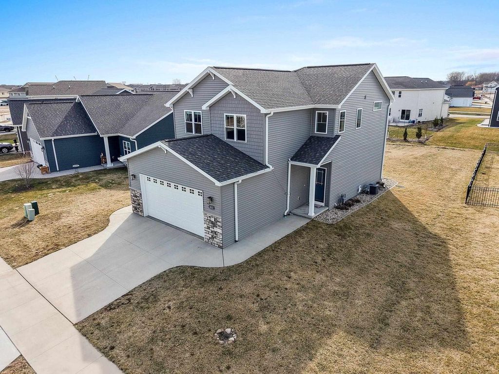 Photo of 4601 N Cherryvale AVENUE, Appleton, WI 54913 (MLS # 50323282)