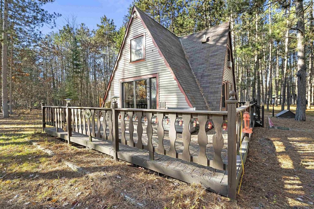 Photo of N8877 Debbie LANE, Crivitz, WI 54114 (MLS # 50317849)