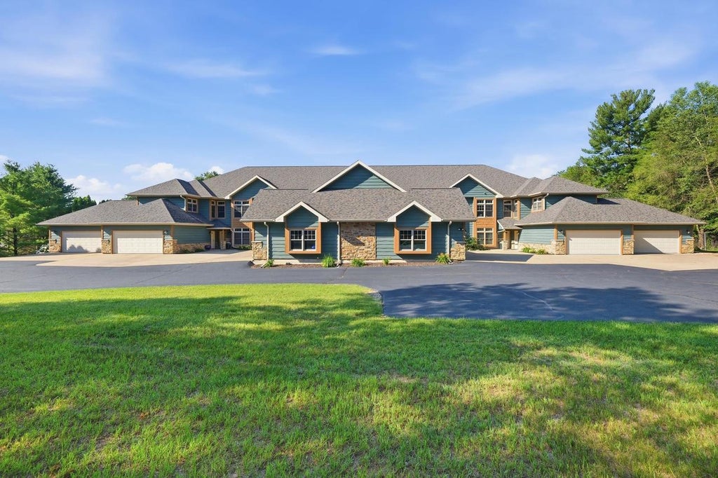 Photo of 40 Illinois AVENUE #8, Wisconsin Dells, WI 53965 (MLS # 2028442)