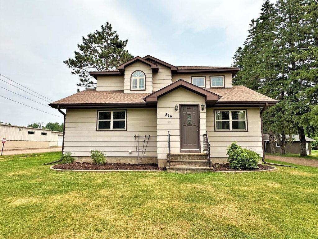 Photo of 814 4th Avenue North Ave, Park Falls, WI 54552 (MLS # 22600390)