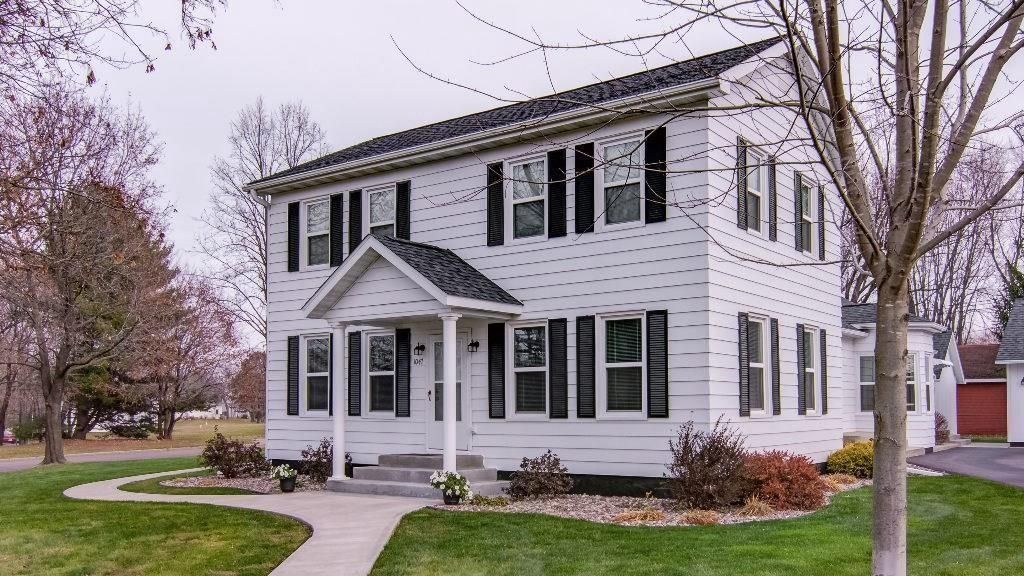 Photo of 1047 Jefferson AVENUE #1,2,3,4, Chippewa Falls, WI 54729 (MLS # 1600375)