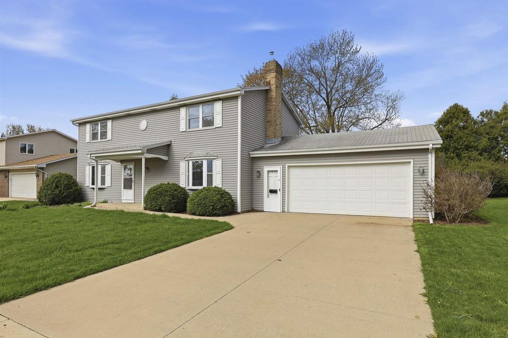 Photo of 3113 N Peachtree LANE, Appleton, WI 54911 (MLS # 50324719)