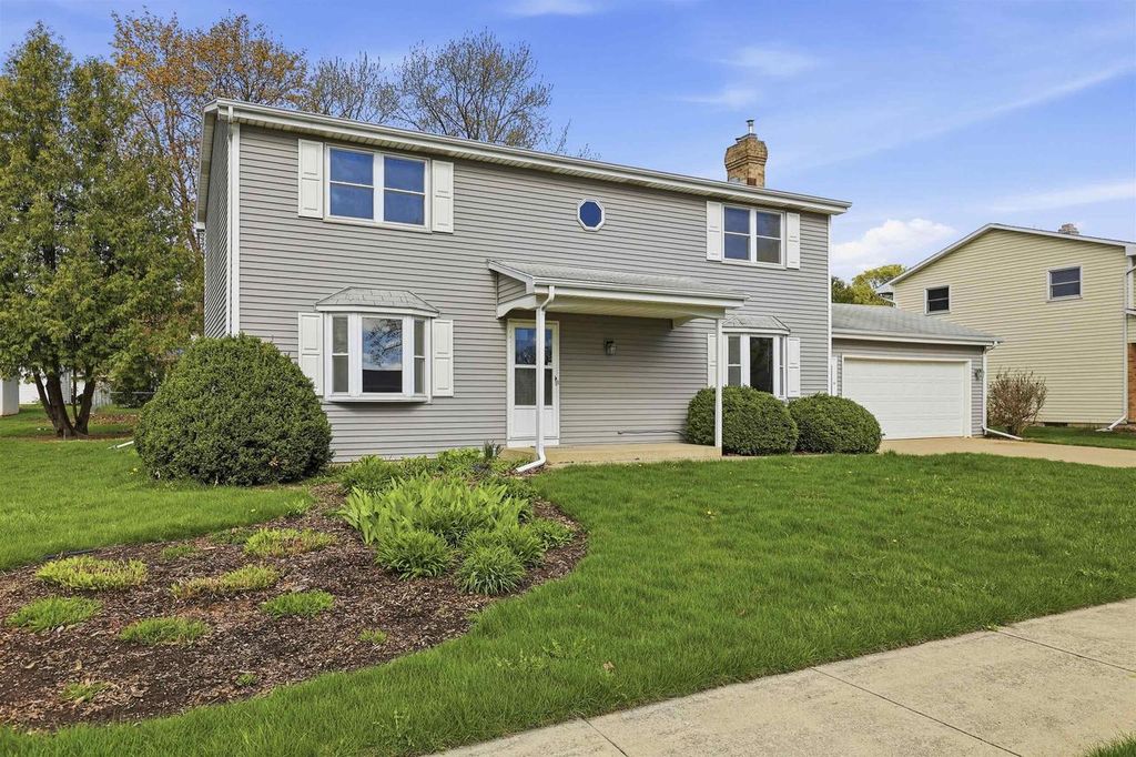 Photo of 3113 N Peachtree LANE, Appleton, WI 54911 (MLS # 50324719)