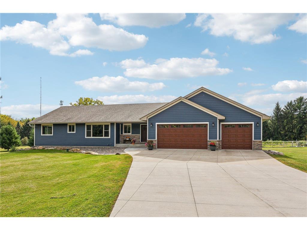 Photo of 23 Hilltop ROAD, Houlton, WI 54082 (MLS # 7150108)