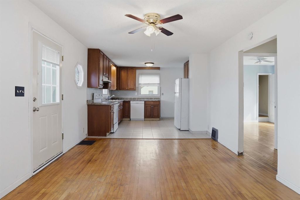 Photo of 720 LaCrosse STREET, Mauston, WI 53948 (MLS # 2023357)