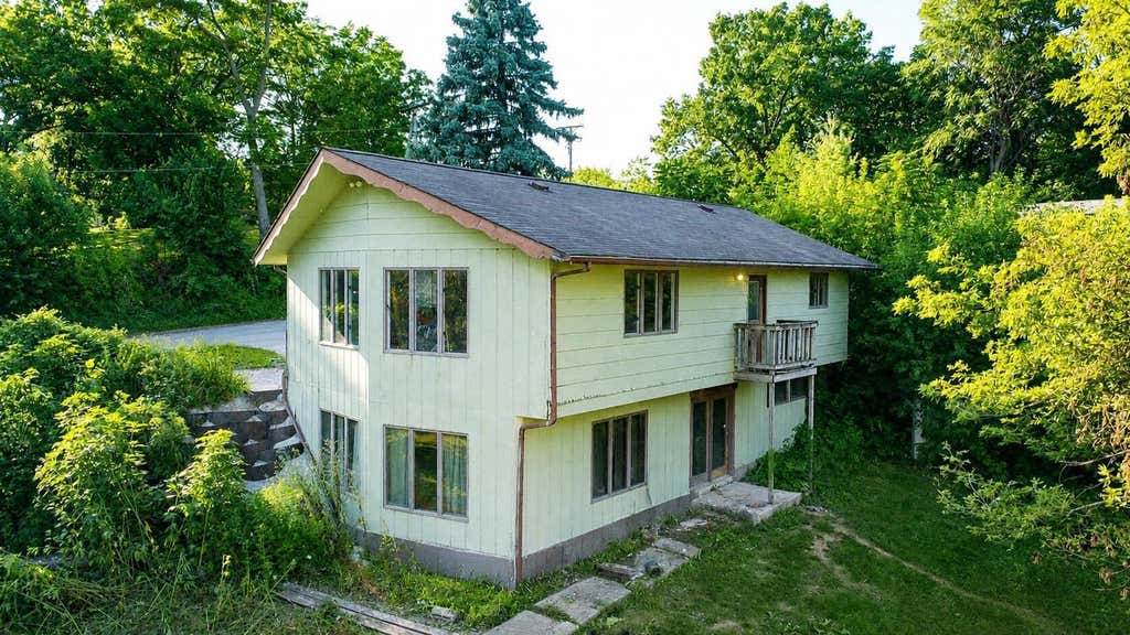 Photo of N1492 Clover ROAD, Lake Geneva, WI 53147 (MLS # 1974614)