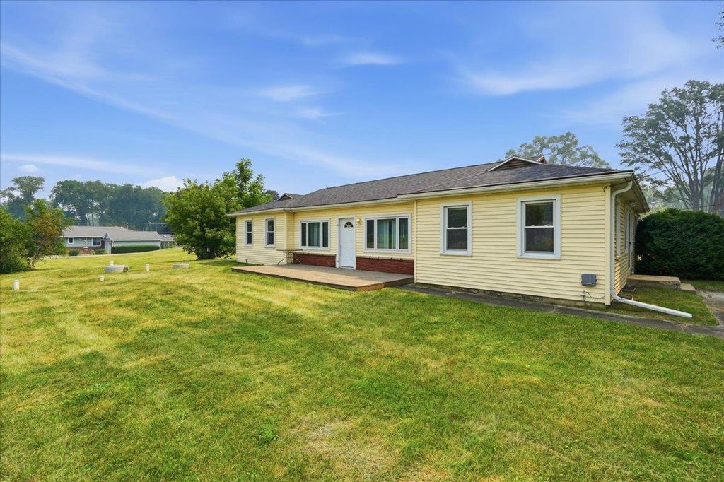 Photo of 5140 Irish LANE, Fitchburg, WI 53711 (MLS # 2028309)