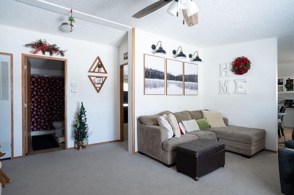 Photo of 601 Oak AVENUE SOUTH AVENUE S, Onalaska, WI 54650 (MLS # 1944542)