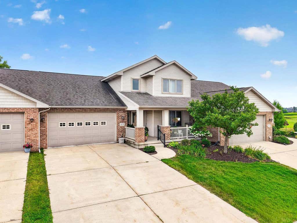Photo of 819 Berry STREET, Stoughton, WI 53589 (MLS # 2029328)