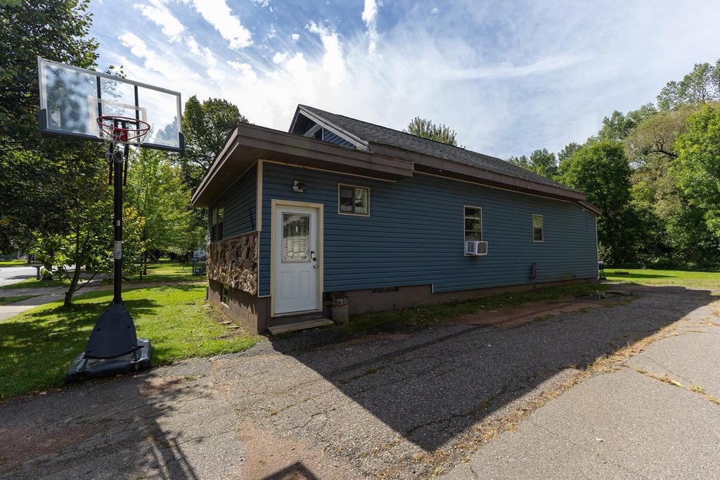 Photo of 1324 S 3rd AVENUE, Wausau, WI 54401 (MLS # 22604634)