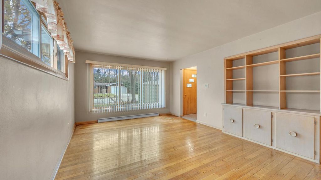 Photo of 633 S 27th STREET, Sheboygan, WI 53081 (MLS # 1944026)