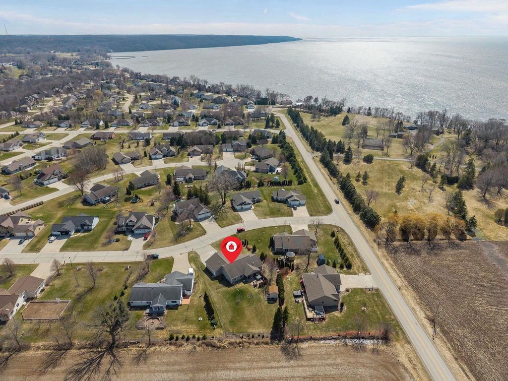 Photo of W5284 Waterview DRIVE, Sherwood, WI 54169 (MLS # 50323424)