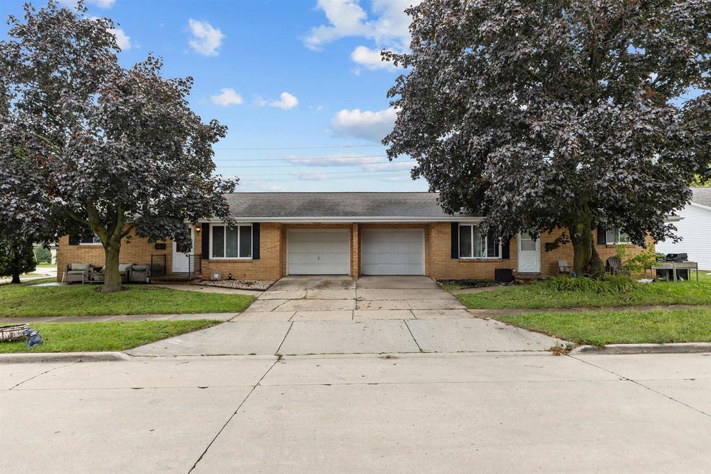 Photo of 801 W Browning STREET, Appleton, WI 54914 (MLS # 50332948)