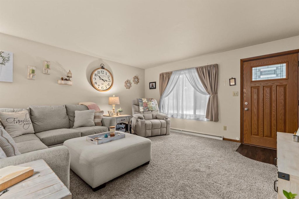 Photo of 801 W Browning STREET, Appleton, WI 54914 (MLS # 50332948)