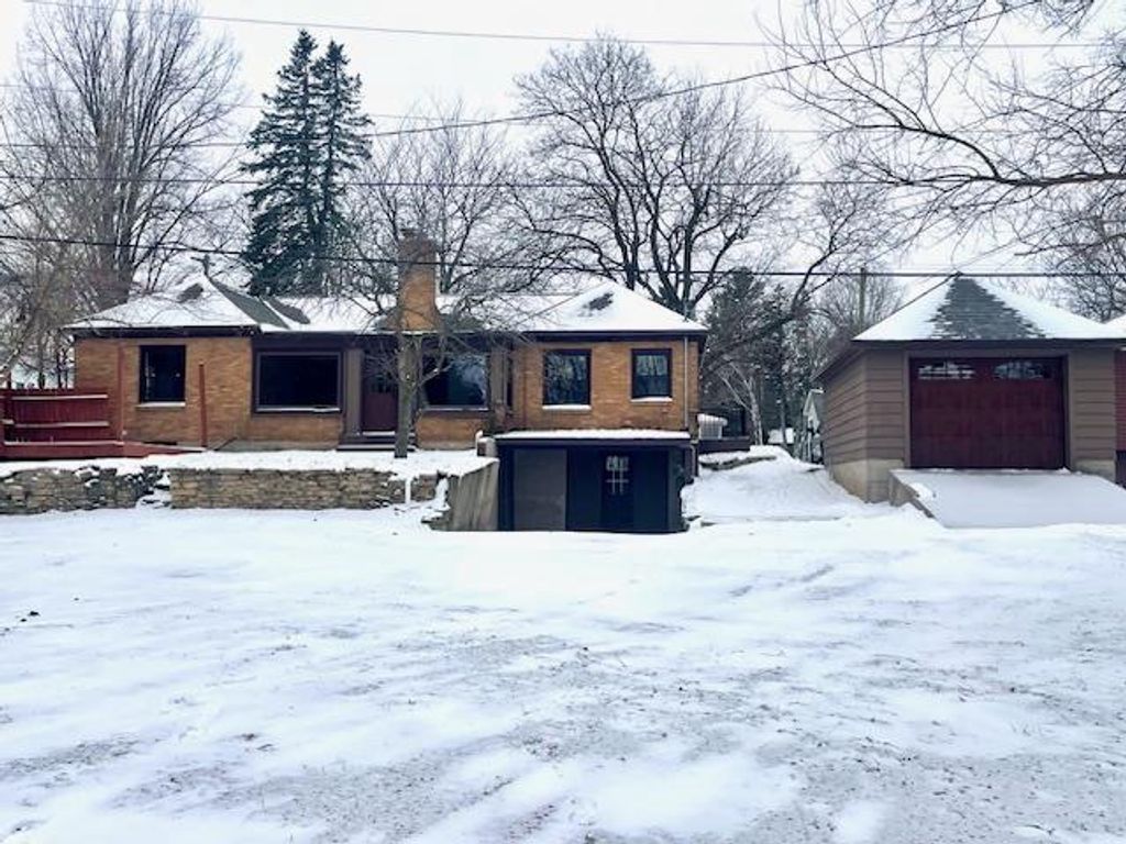 Photo of 120 N Madison STREET, Evansville, WI 53536 (MLS # 2014328)