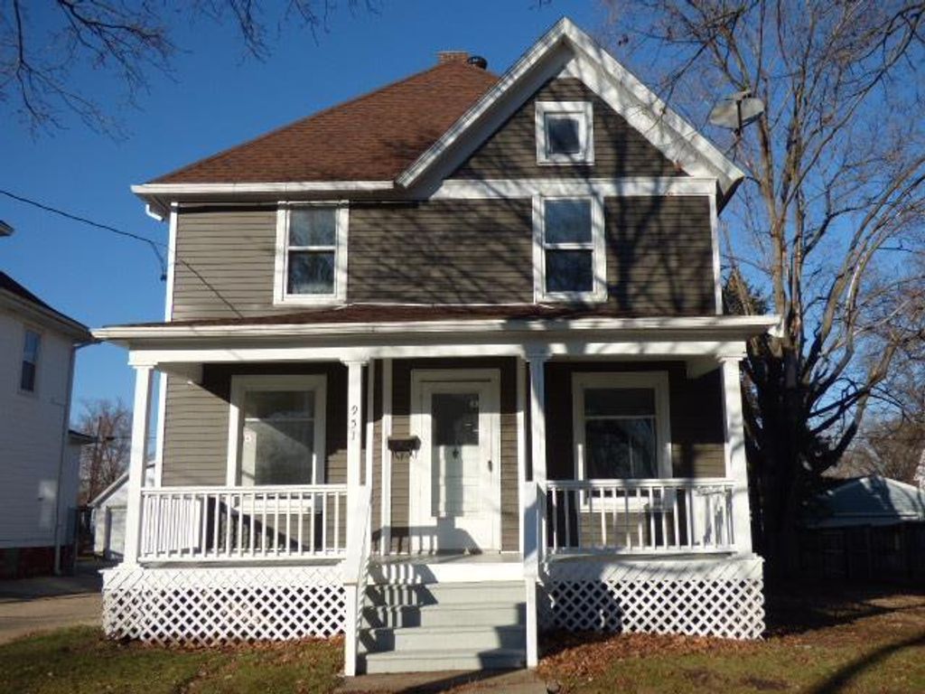 Photo of 951 Highland AVENUE, Beloit, WI 53511 (MLS # 2014481)