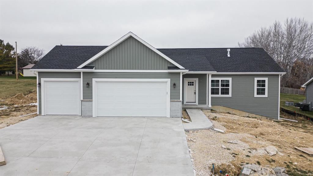 Photo of 409 Ridge COURT, Orfordville, WI 53576 (MLS # 2023061)