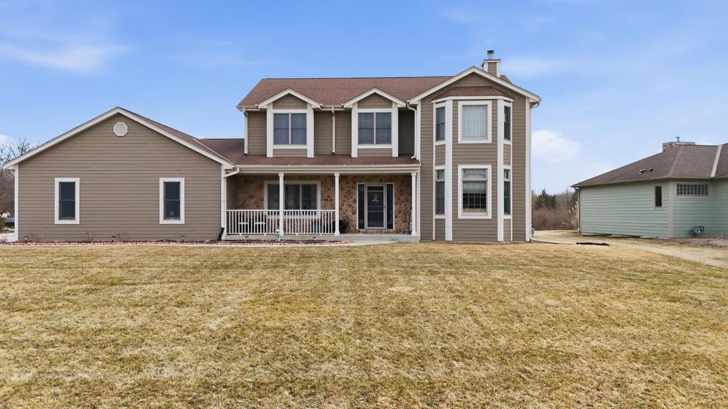 Photo of 6817 Sandy LANE, Waterford, WI 53185 (MLS # 1951441)