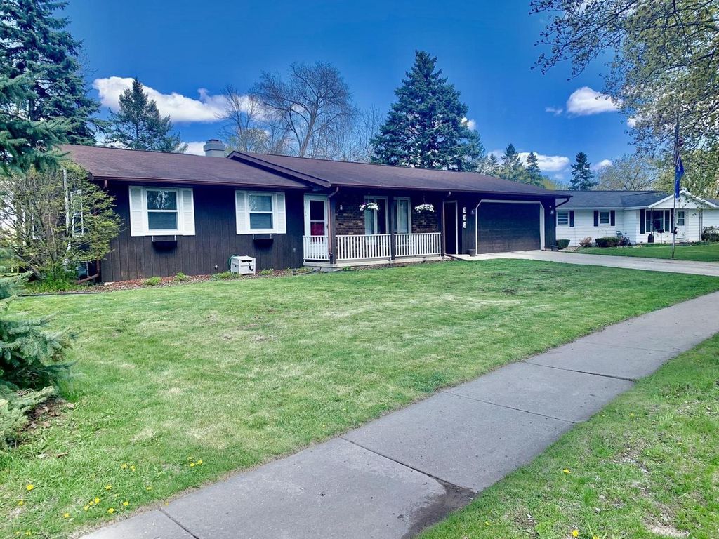 Photo of 382 S 9th STREET, De Pere, WI 54115 (MLS # 50324766)