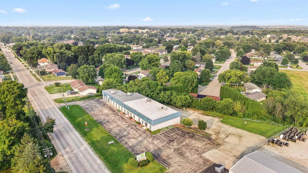 Photo of 1015-1019 S Spring STREET, Beaver Dam, WI 53916 (MLS # 2014991)