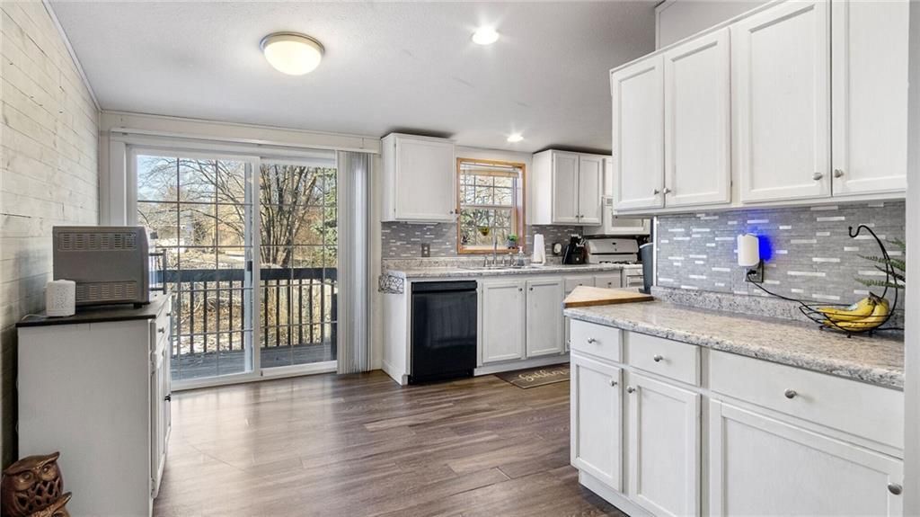 Photo of 206 Mead STREET, Eau Claire, WI 54703 (MLS # 1598814)