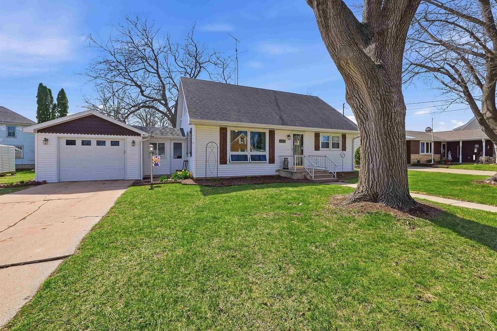 Photo of 103 Heller STREET, Beaver Dam, WI 53916 (MLS # 2020437)