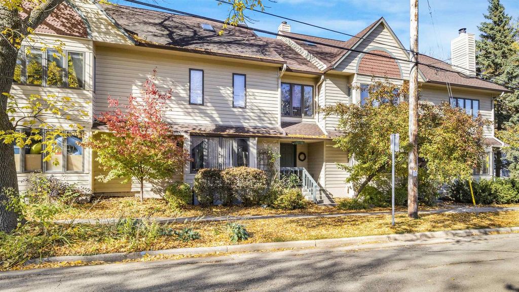 Photo of 16 N Allen STREET, Madison, WI 53726 (MLS # 2019001)