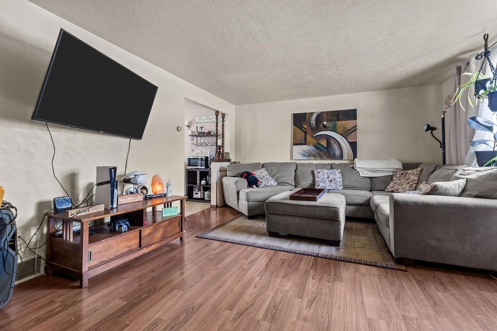 Photo of 2401 E Calumet STREET, Appleton, WI 54915 (MLS # 50324898)